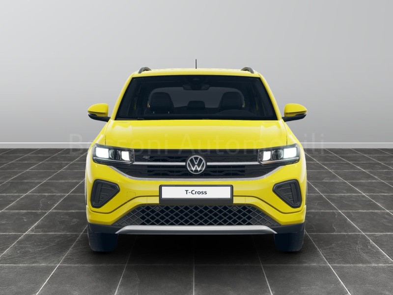 7 - Volkswagen T-Cross 1.0 tsi 115cv r-line