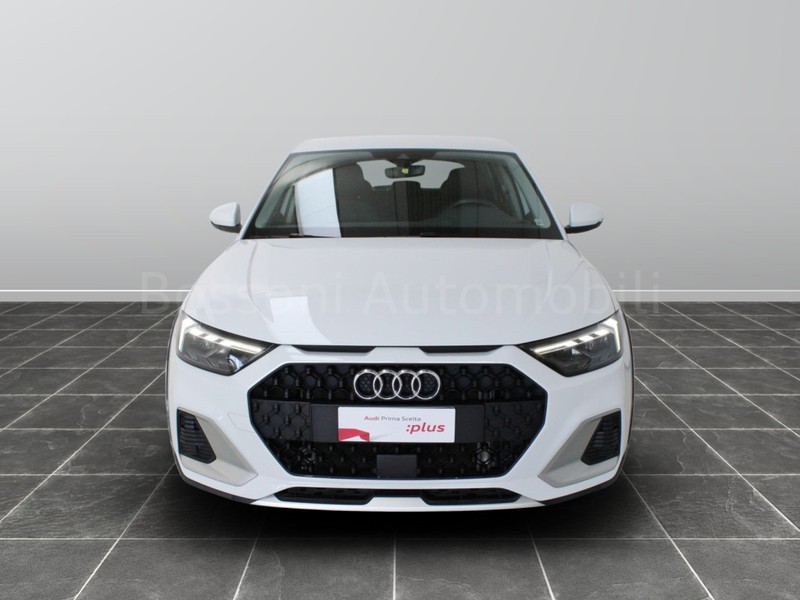 13 - Audi A1 citycarver 30 1.0 tfsi 110cv admired