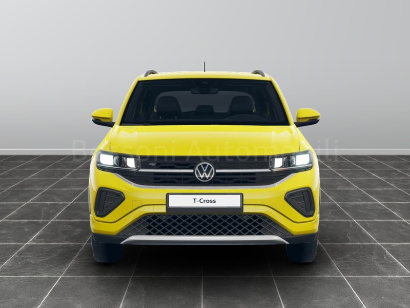 7 - Volkswagen T-Cross 1.0 tsi 115cv r-line
