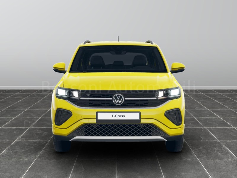 7 - Volkswagen T-Cross 1.0 tsi 115cv r-line