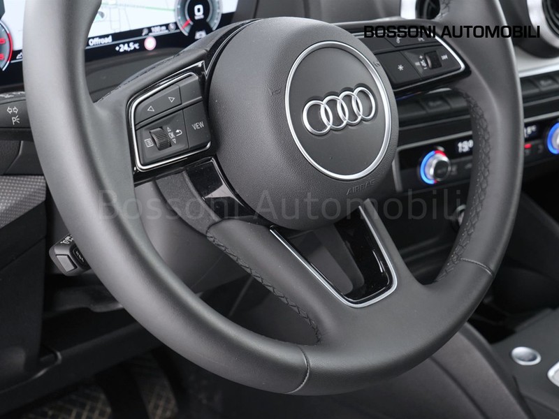 25 - Audi Q2 35 2.0 tdi s line edition s tronic