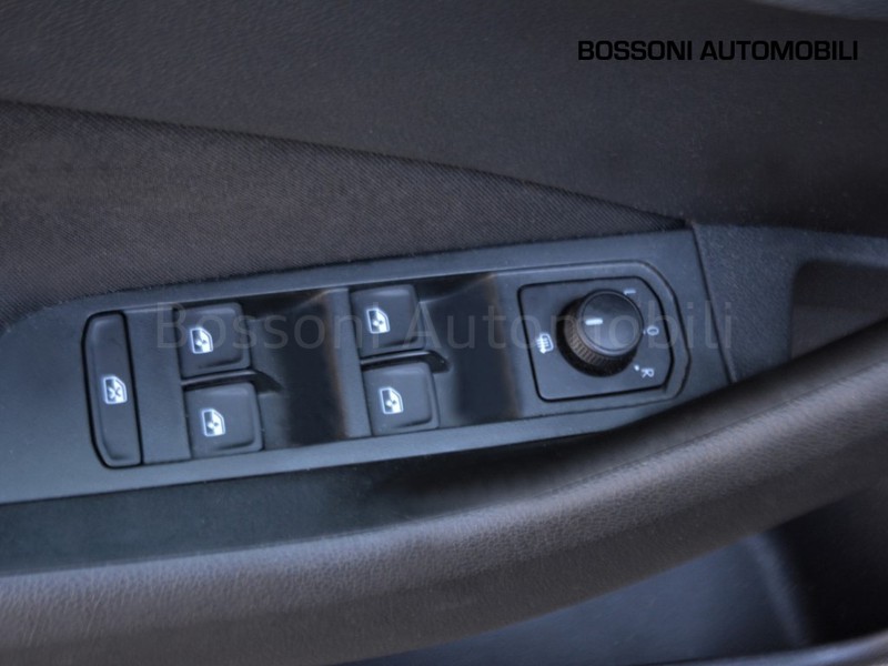13 - Skoda Kamiq 1.0 tsi 110cv ambition dsg
