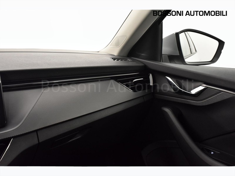 25 - Skoda Kamiq 1.0 tsi 95cv ambition