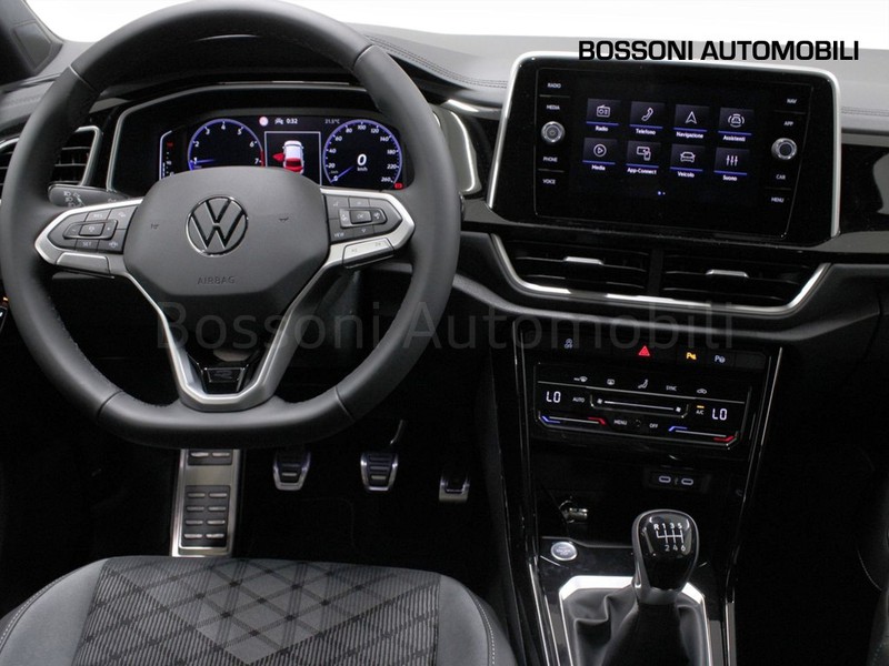 7 - Volkswagen T-Roc 1.5 tsi act r line