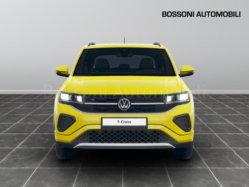 7 - Volkswagen T-Cross 1.0 tsi 115cv r-line