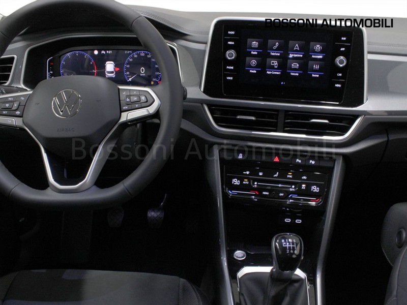 7 - Volkswagen T-Roc 1.0 tsi 115cv style