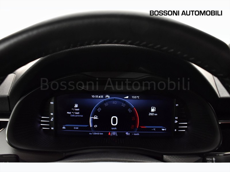 19 - Skoda Kamiq 1.0 tsi 110cv dark shade