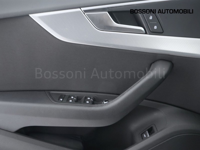 13 - Audi A5 sportback 40 2.0 tfsi mhev 204cv s line edition s tronic