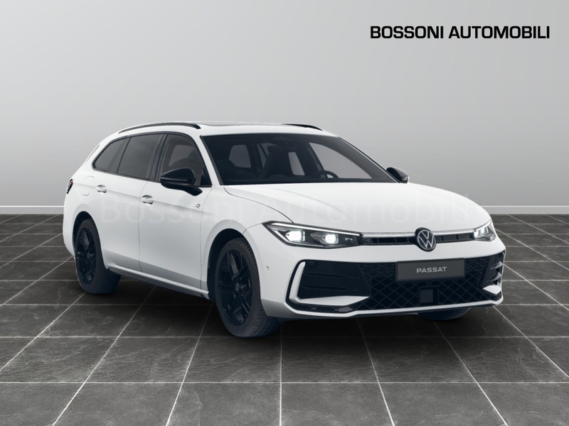 7 - Volkswagen Passat 1.5 etsi act 150cv r-line plus