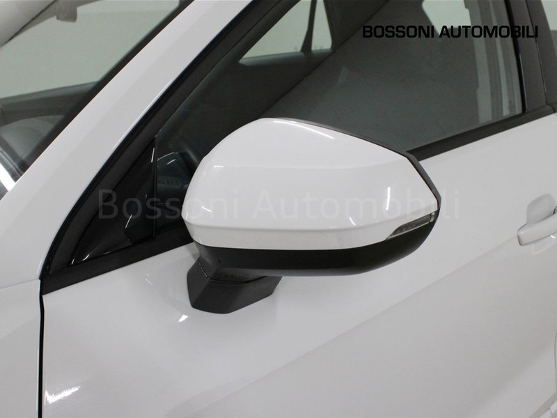 31 - Audi Q2 35 1.5 tfsi s line edition s tronic