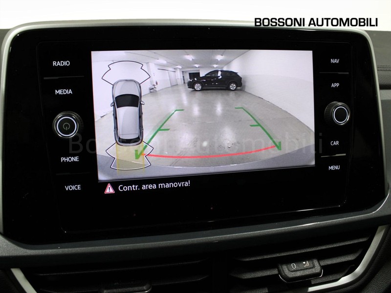 25 - Volkswagen T-Roc 1.5 tsi act style dsg