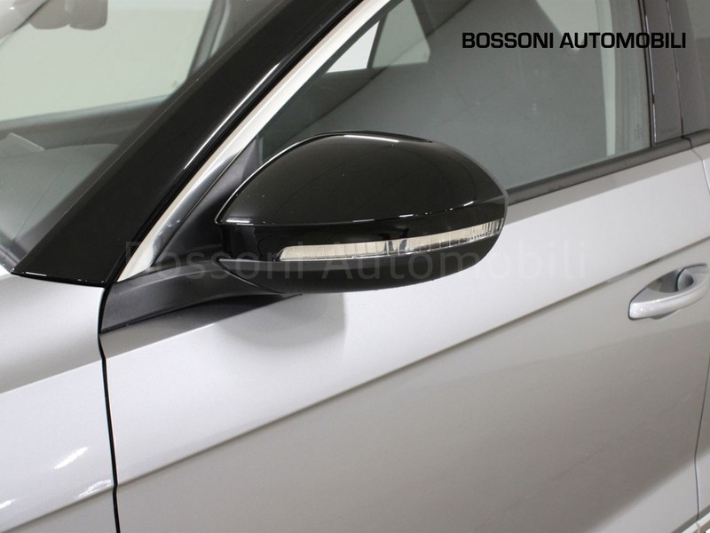 31 - Volkswagen T-Roc 1.5 tsi act style dsg