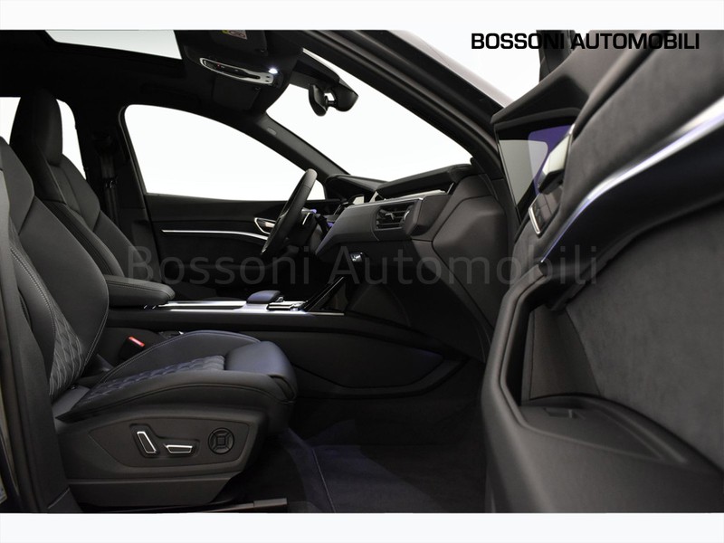 13 - Audi Q8 e-tron sportback 55 s line edition quattro