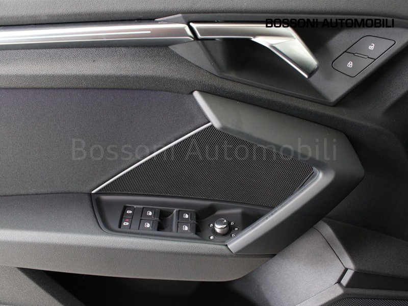 13 - Audi A3 sportback 35 2.0 tdi s line edition s tronic