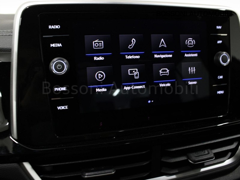 25 - Volkswagen T-Roc 1.0 tsi 115cv r-line plus