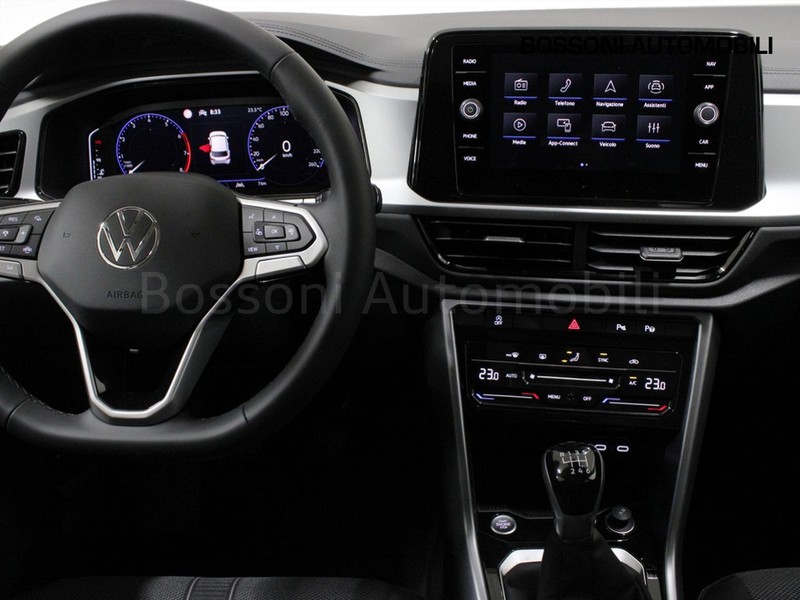 7 - Volkswagen T-Roc 1.0 tsi 115cv sport