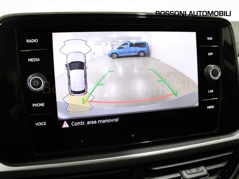 25 - Volkswagen T-Roc 1.0 tsi 115cv sport