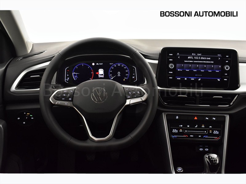 7 - Volkswagen T-Roc 2.0 tdi scr 115cv sport
