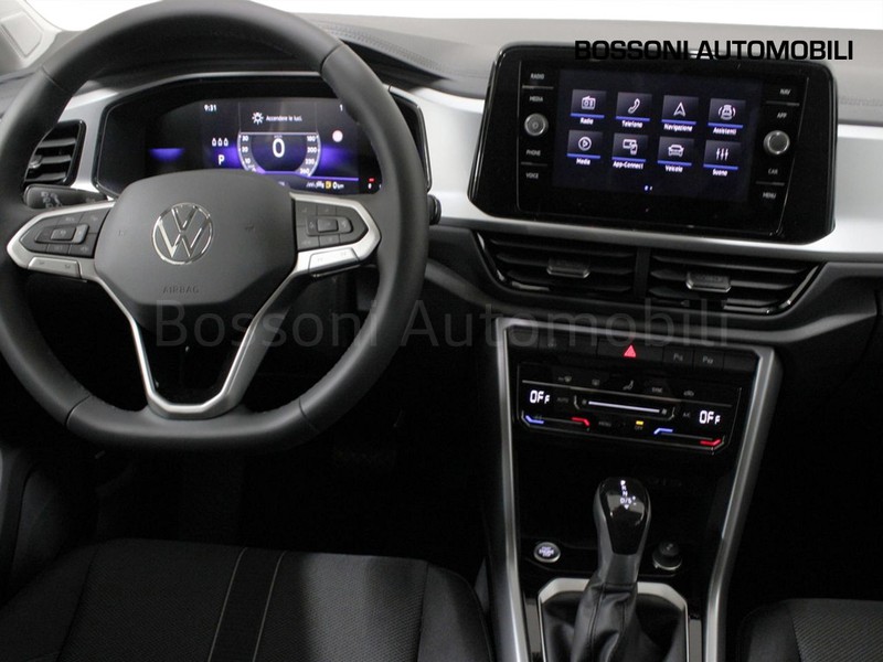 7 - Volkswagen T-Roc 1.5 tsi act edition plus dsg