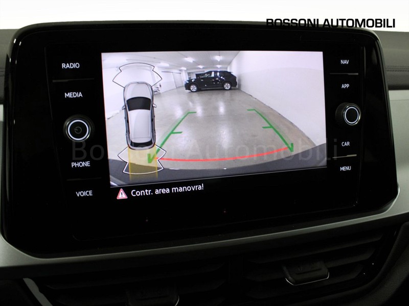 25 - Volkswagen T-Roc 1.5 tsi act edition plus dsg