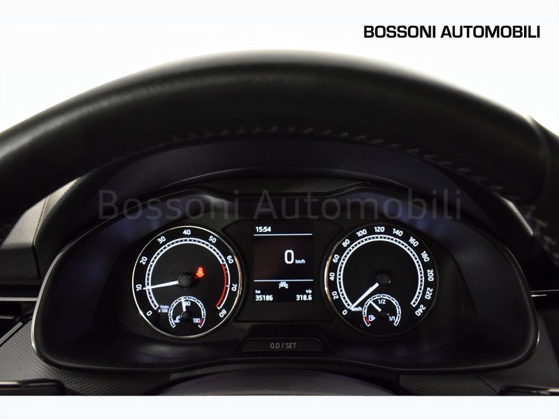 19 - Skoda Kamiq 1.0 tsi 95cv ambition