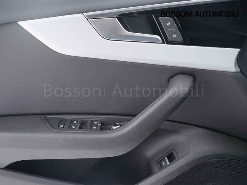 13 - Audi A4 avant 40 2.0 tdi mhev 204cv s line edition quattro s tronic