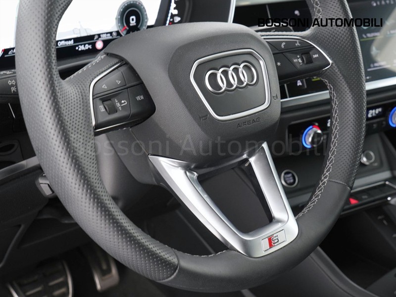 25 - Audi Q3 sportback 40 2.0 tdi 193cv s line edition quattro s tronic