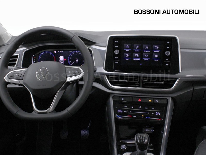 7 - Volkswagen T-Roc 1.5 tsi act style