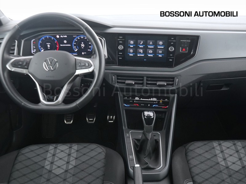 7 - Volkswagen Taigo 1.0 tsi 115cv r-line