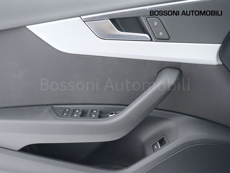 13 - Audi A4 avant 30 2.0 tdi mhev 136cv business s tronic