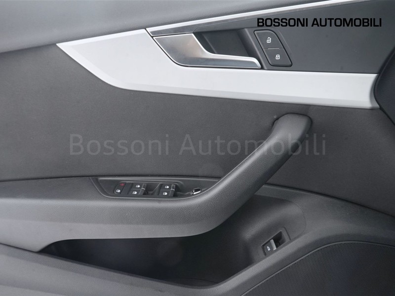 13 - Audi A4 avant 35 2.0 tdi mhev 163cv business advanced s tronic