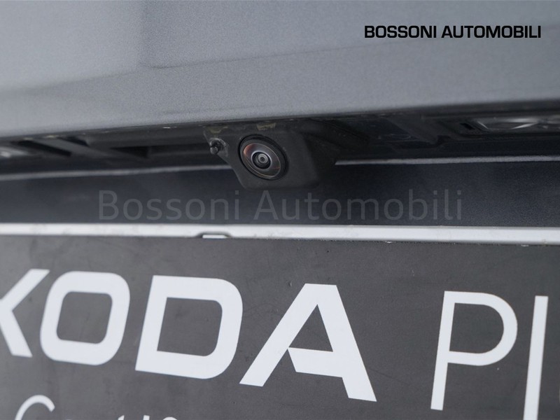 37 - Skoda Superb wagon 2.0 tdi evo 150cv selection dsg