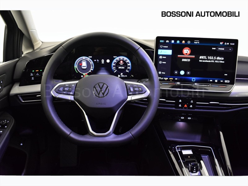 7 - Volkswagen Golf 1.5 tsi ehybrid 204cv style dsg