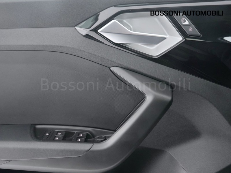 13 - Audi A1 sportback 30 1.0 tfsi 116cv business