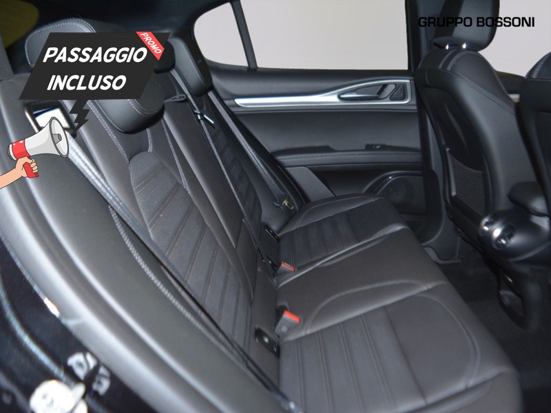 7 - Alfa Romeo Stelvio 2.2 turbo 210cv veloce q4 at8