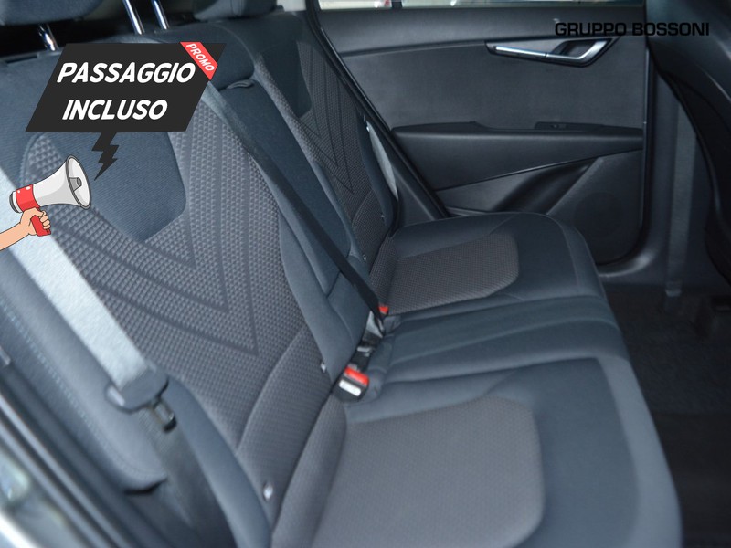 7 - Kia Niro 1.6 gdi hybrid business dct6