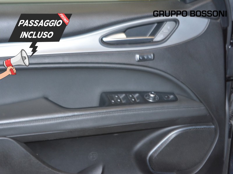 13 - Alfa Romeo Stelvio 2.2 turbo 210cv veloce q4 at8