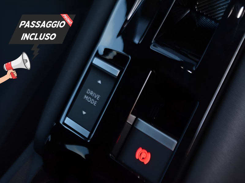 19 - Alfa Romeo Junior 1.2 hybrid 145cv ibrida q4 edct6