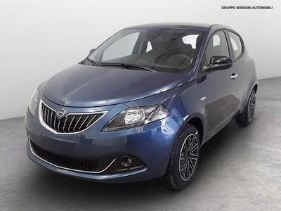 Lancia Ypsilon 1.0 firefly hybrid 70cv gold