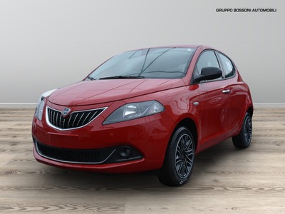 Lancia Ypsilon 1.0 firefly hybrid 70cv gold plus GB-N705174