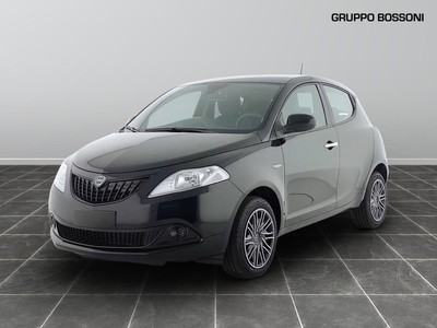 Lancia Ypsilon 1.0 firefly hybrid 70cv oro