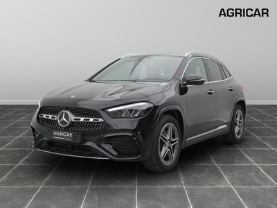 Mercedes GLA 200 d amg line premium 4matic 8g-dct