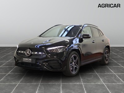 Mercedes GLA 180 amg line premium 7g-dct