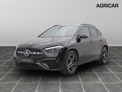 Mercedes GLA 200 d amg line premium 8g-dct