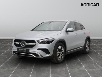 Mercedes GLA 200 d progressive advanced plus 8g-dct