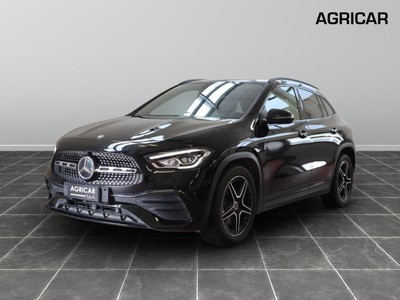 Mercedes GLA 200 d premium 8g-dct