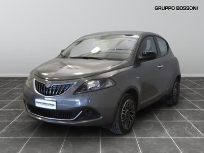 Lancia Ypsilon 1.0 firefly hybrid 70cv platino s&s