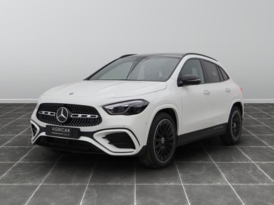 Mercedes GLA 200 d amg line premium 8g-dct