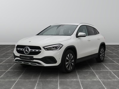 Mercedes GLA 180 d sport 8g-dct
