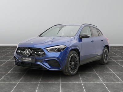 Mercedes GLA 200 d amg line premium 8g-dct